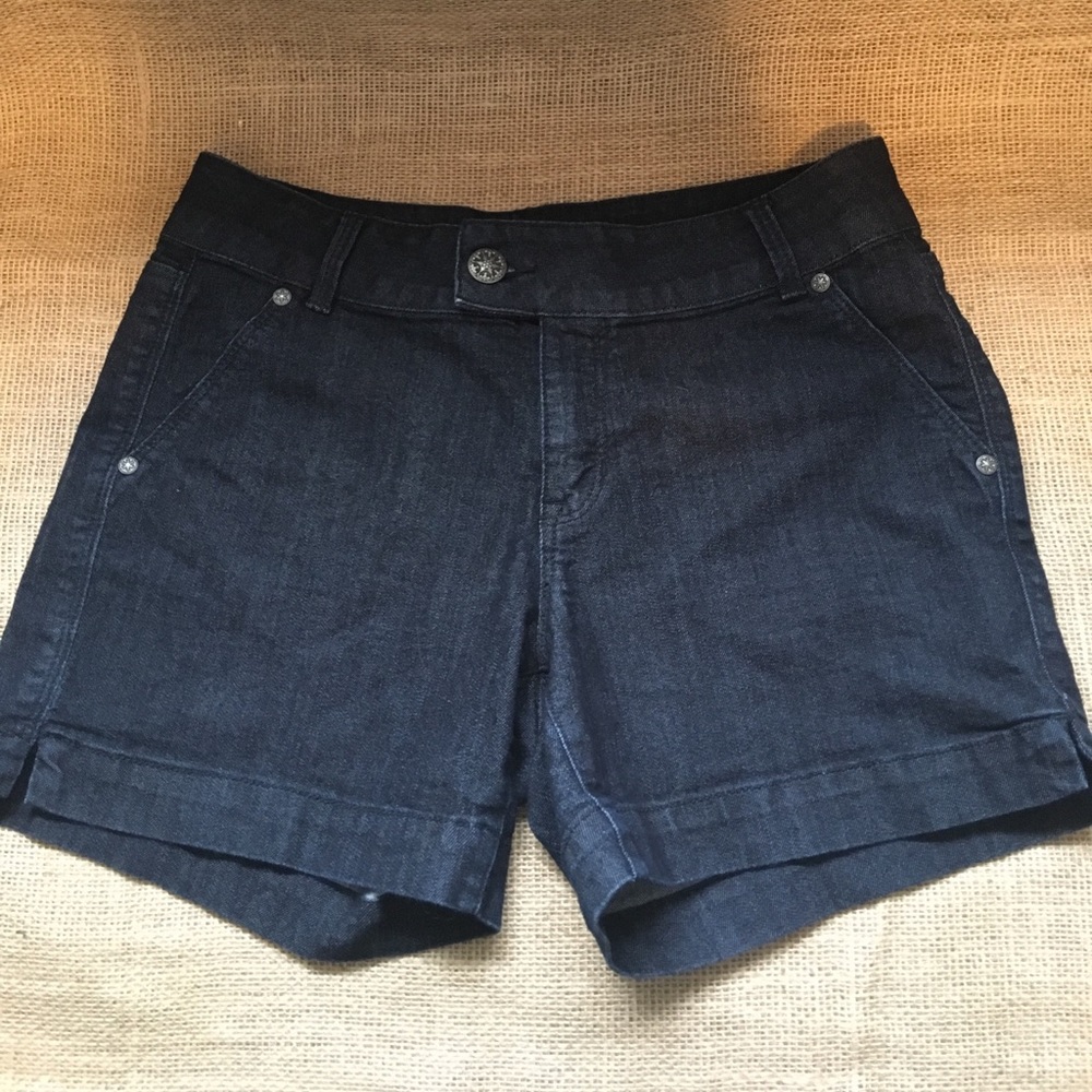 d. jeans New York denim jean shorts size 8